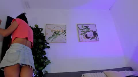 Snapshot of maddie_ray_ chatting on May 24, 8:58 pm Maddie Ray online show from May 24, 8:58 pm