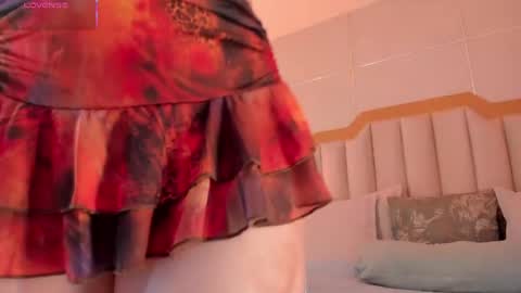    online show from April 11, 7:51 pm