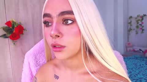 maddiie and clyde online show from October 4, 5:22 pm