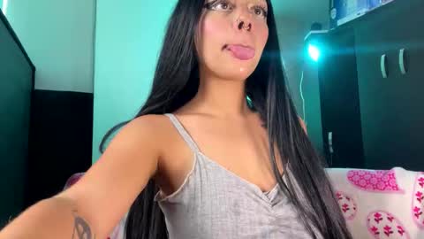 maddiie and clyde online show from January 16, 5:50 pm