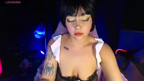 maddiie and clyde online show from June 27, 10:59 pm