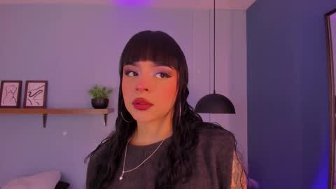 Maddy  online show from November 7, 11:54 am