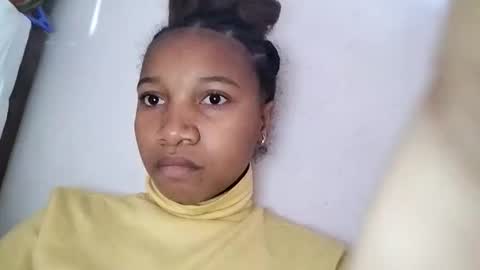 Snapshot of made701 chatting on March 8, 7:12 am made701 online show from March 8, 7:12 am