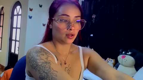 sofia online show from June 9, 6:30 pm