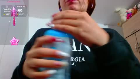 Snapshot of madelen_2 chatting on May 11, 11:24 pm madelen_2 online show from May 11, 11:24 pm