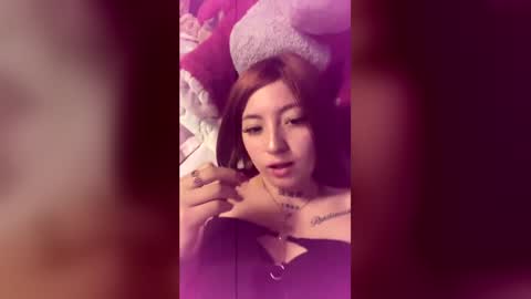 Snapshot of madelen_2 chatting on June 7, 8:01 pm madelen_2 online show from June 7, 8:01 pm