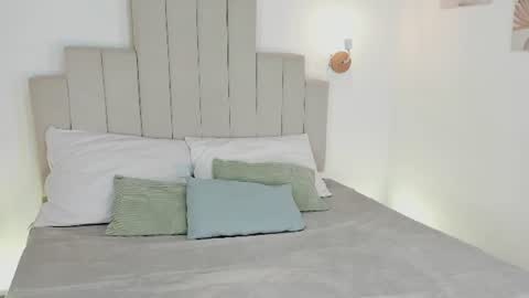  Madeline  online show from July 16, 11:33 pm