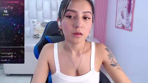 Madhison  online show from March 4, 8:27 pm