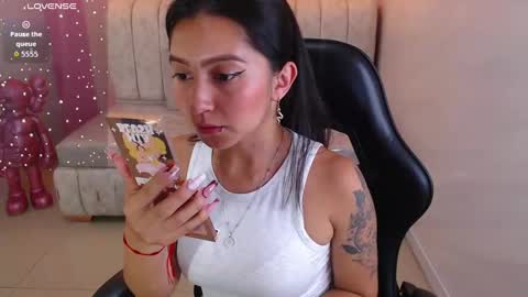 Madhison  online show from September 26, 8:46 pm