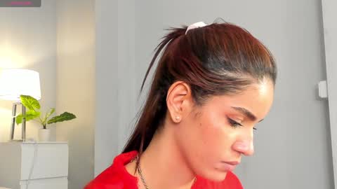 Madie  online show from January 17, 5:51 pm