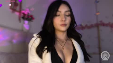 madysson__js_ online show from April 21, 5:47 am