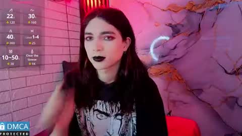 Snapshot of maevekuro chatting on June 16, 3:09 am maevekuro online show from June 16, 3:09 am