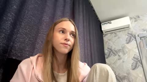 Sara online show from February 21, 6:25 am