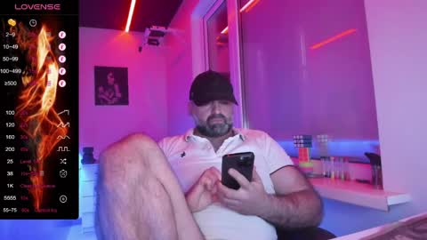 Magabear online show from May 31, 3:26 am