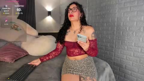 magic_ivone online show from April 16, 11:44 am