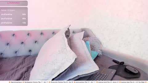 M Rss  online show from October 17, 4:42 pm