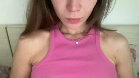 Snapshot of magicgirl50053 chatting on July 7, 4:00 pm magicgirl50053 online show from July 7, 4:00 pm