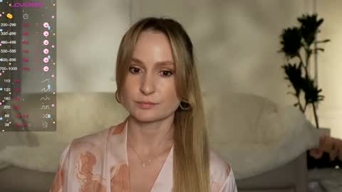 magicpeaach online show from March 3, 4:24 pm