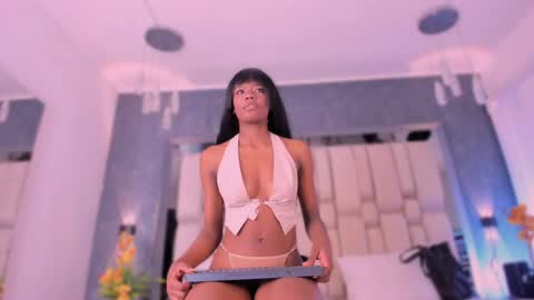 Snapshot of mahiacoffie chatting on May 3, 11:49 am Mahia Coffie online show from May 3, 11:49 am