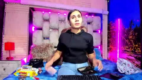 mahiara hot online show from June 24, 2:16 pm