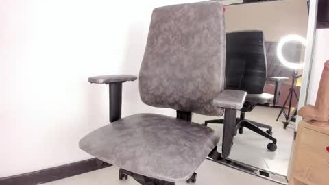 maia_520 online show from March 3, 6:36 pm