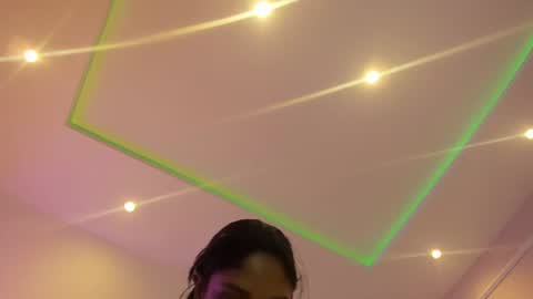 Snapshot of maia_lion chatting on July 5, 11:39 am Maia online show from July 5, 11:39 am