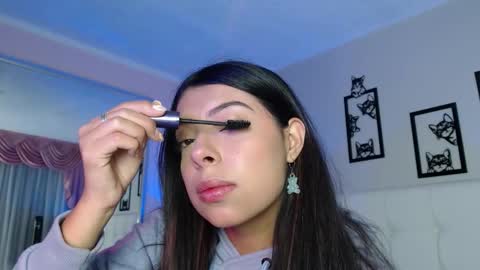 Maia Reficco online show from January 10, 12:07 pm