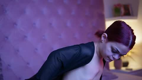  Maia  online show from March 31, 6:41 pm