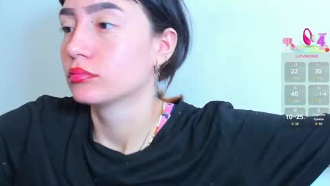 Snapshot of maibys_cute chatting on June 4, 3:45 am maibys online show from June 4, 3:45 am