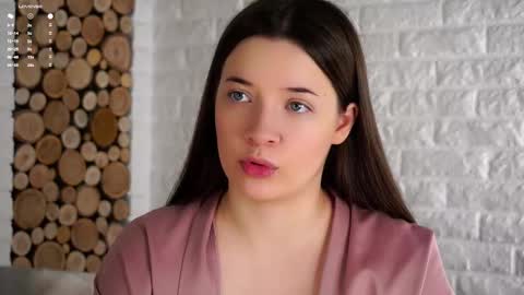 Lucy online show from September 25, 2:26 am