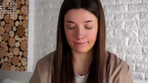 Lucy online show from October 4, 1:36 am