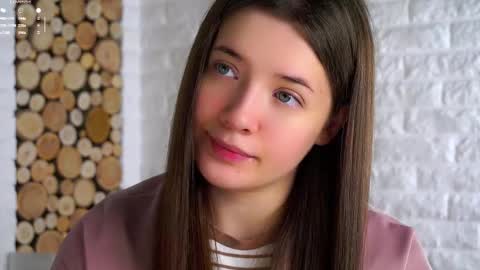 Lucy online show from November 9, 2:10 am