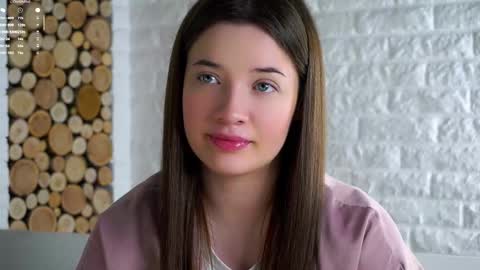 Lucy online show from November 27, 2:13 am