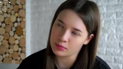 Lucy online show from December 22, 2:52 am