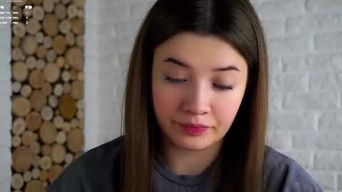 Lucy online show from February 18, 2:07 am