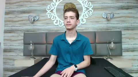 maikol_newman online show from April 17, 12:41 pm