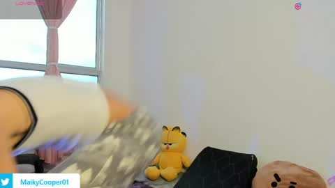 maiky_cooper01 online show from April 15, 4:58 pm