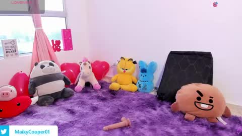 maiky_cooper01 online show from April 16, 3:13 pm