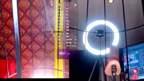 Mailen online show from January 8, 10:34 pm