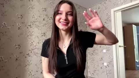 Snapshot of mairagloff chatting on March 3, 9:04 am DIna online show from March 3, 9:04 am