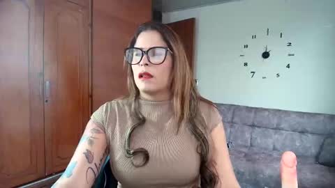 Snapshot of majo_soussa chatting on March 20, 1:27 pm Majo Soussa online show from March 20, 1:27 pm