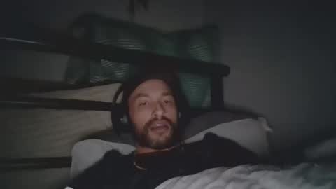 Snapshot of majorb121 chatting on December 26, 6:22 pm majorb121 online show from December 26, 6:22 pm