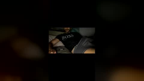 Snapshot of majorb121 chatting on April 14, 7:42 pm majorb121 online show from April 14, 7:42 pm