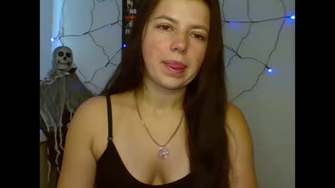 make_mesmile online show from October 31, 7:20 am