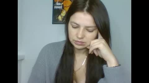 make_mesmile online show from December 22, 5:54 pm