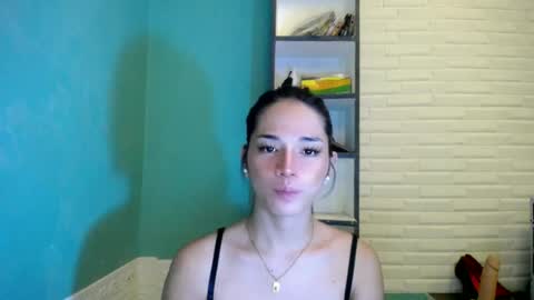 makememoan4uxoxo online show from July 5, 12:39 am