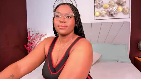 makena online show from March 24, 3:44 am