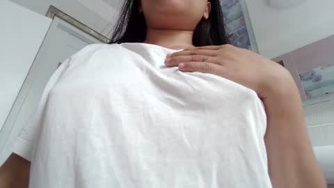 Maya online show from July 1, 1:34 pm