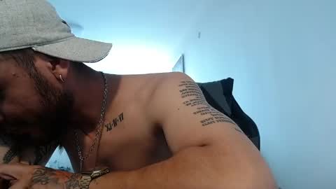 malek_xarx online show from May 21, 4:58 pm