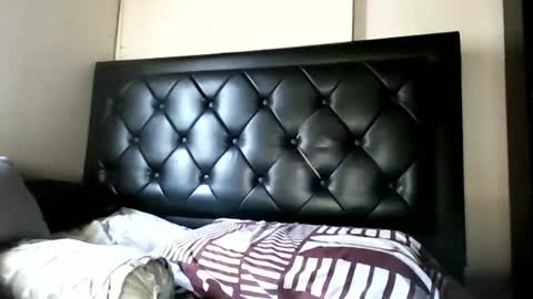 malekthick online show from June 15, 1:57 pm